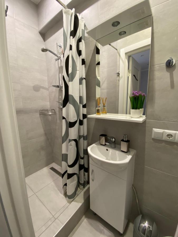 Homelike Apartment Liov Exterior foto