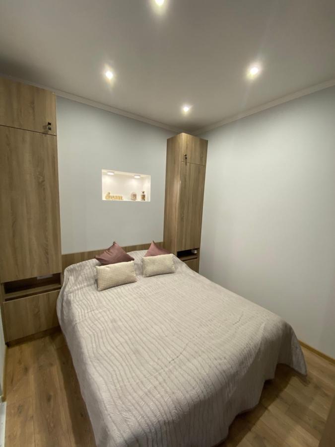 Homelike Apartment Liov Exterior foto